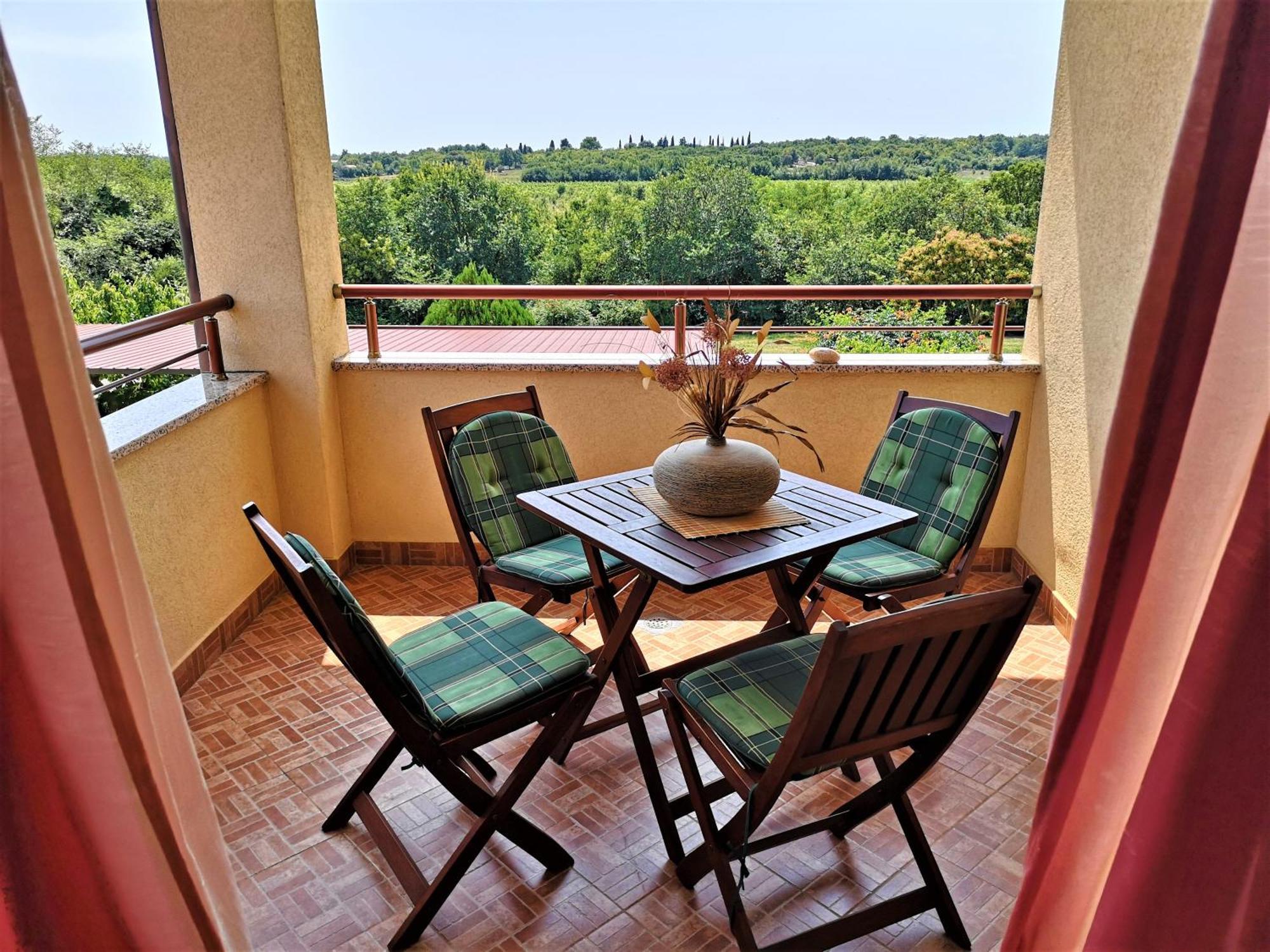 Apartments Fantazija Rovigno Esterno foto
