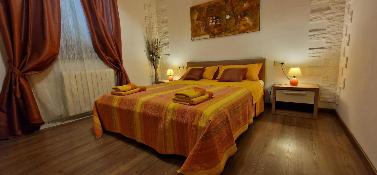 Apartments Fantazija Rovigno Esterno foto